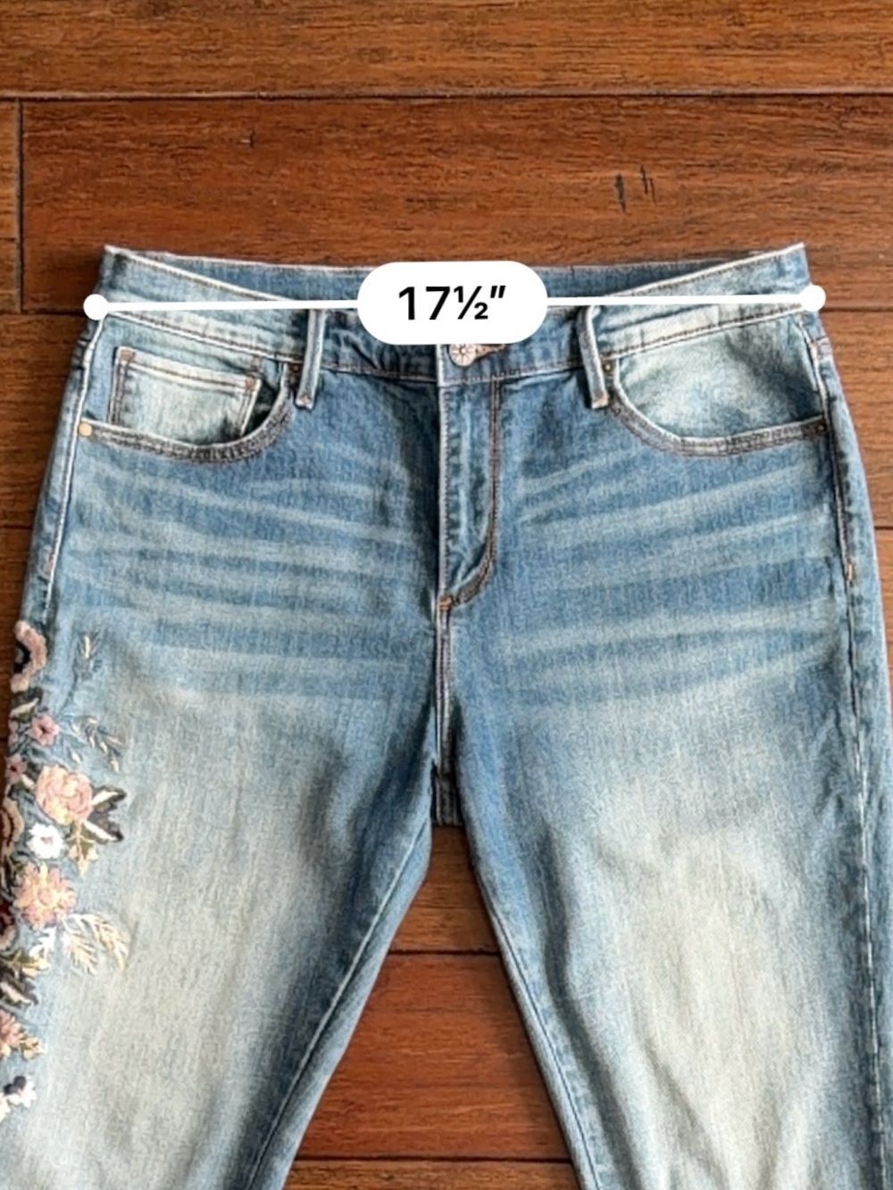 Sundance Catalog Driftwood Embroidered Jackie Jeans Floral Size 32 - Picture 8 of 12